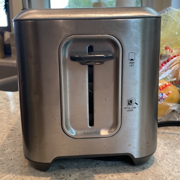 Toaster - Picture 2 of 4
